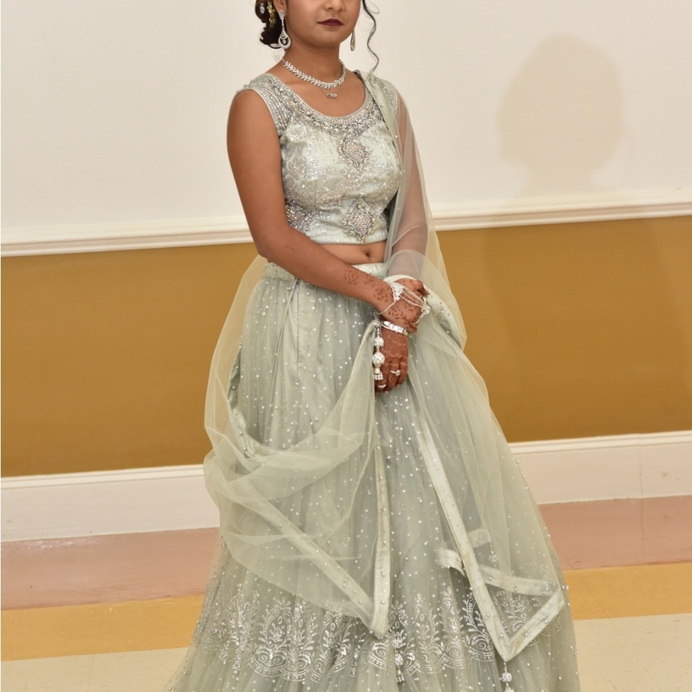 Elegant Silver Women's Prom Dress